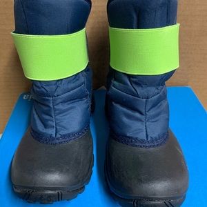 Columbia snow boots